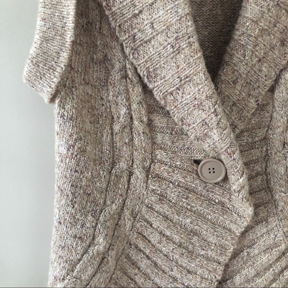 ❎ SOLD Pink Rose Sweater Vest Blush Pink/Rose - Picture 5 of 8